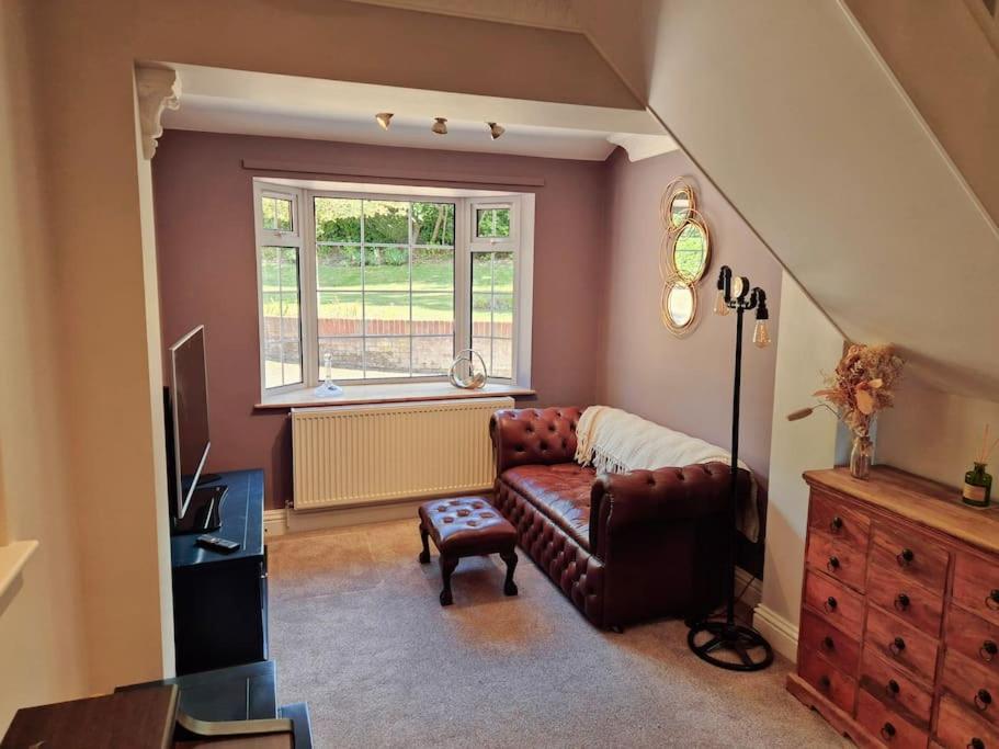 Large 4 Bedroom House On The River Wensum Sleeps 13 Norwich Exterior photo