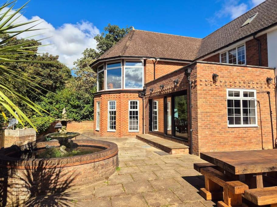 Large 4 Bedroom House On The River Wensum Sleeps 13 Norwich Exterior photo